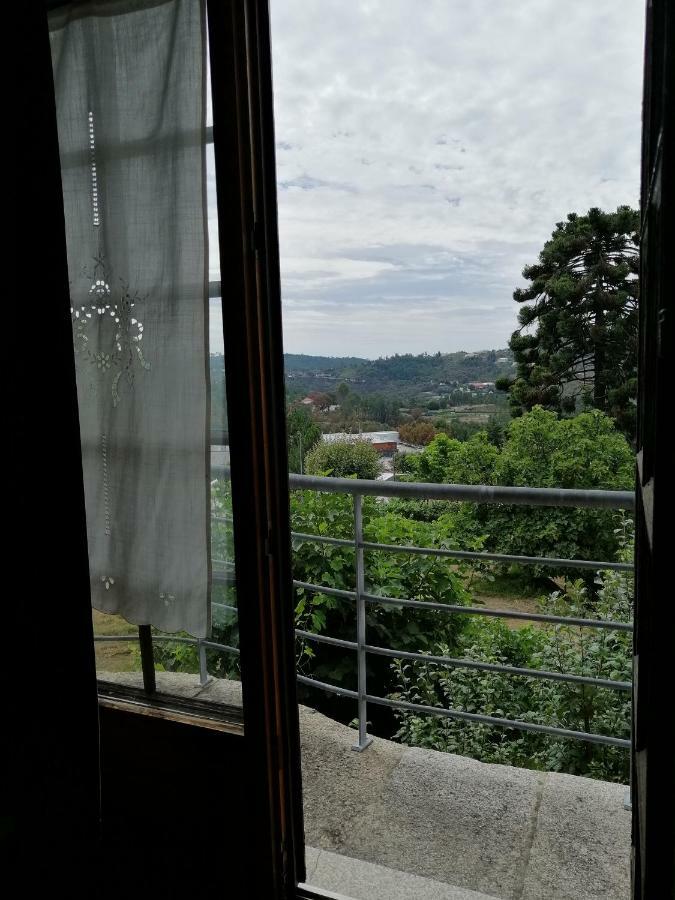 Alvores Do Tempo - Quinta De Turismo Rural Hostal Castro Daire Habitación foto